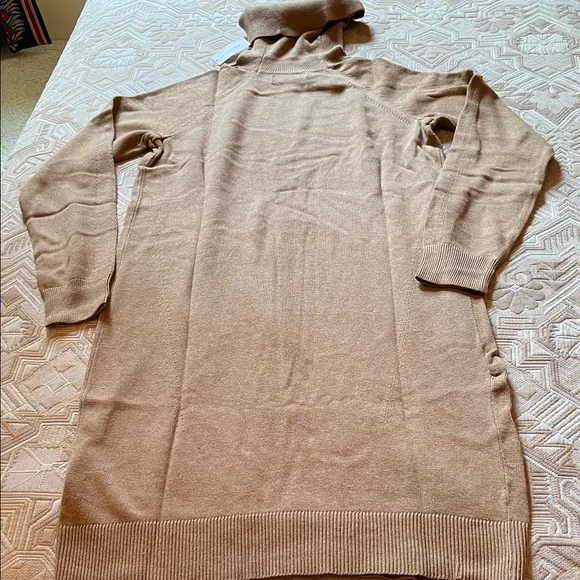 Banana Republic Camel Turtle-Neck Sweater Dress/NWT/S - Picture 13 of 15